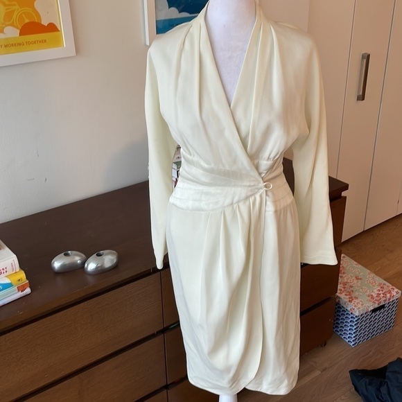 ST GILLIAN VINTAGE 60s White wrap dress - Picture 5 of 12